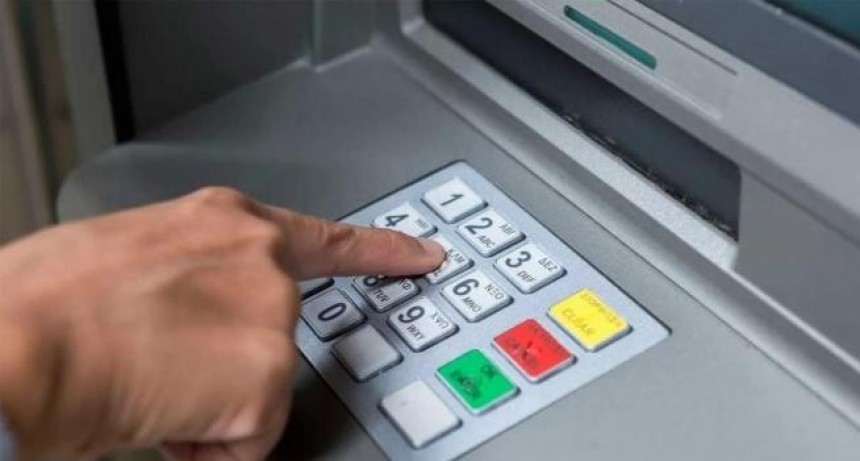Con un aumento del 7%, el lunes comienza el pago de los haberes de septiembre de los agentes p&uacute;blicos