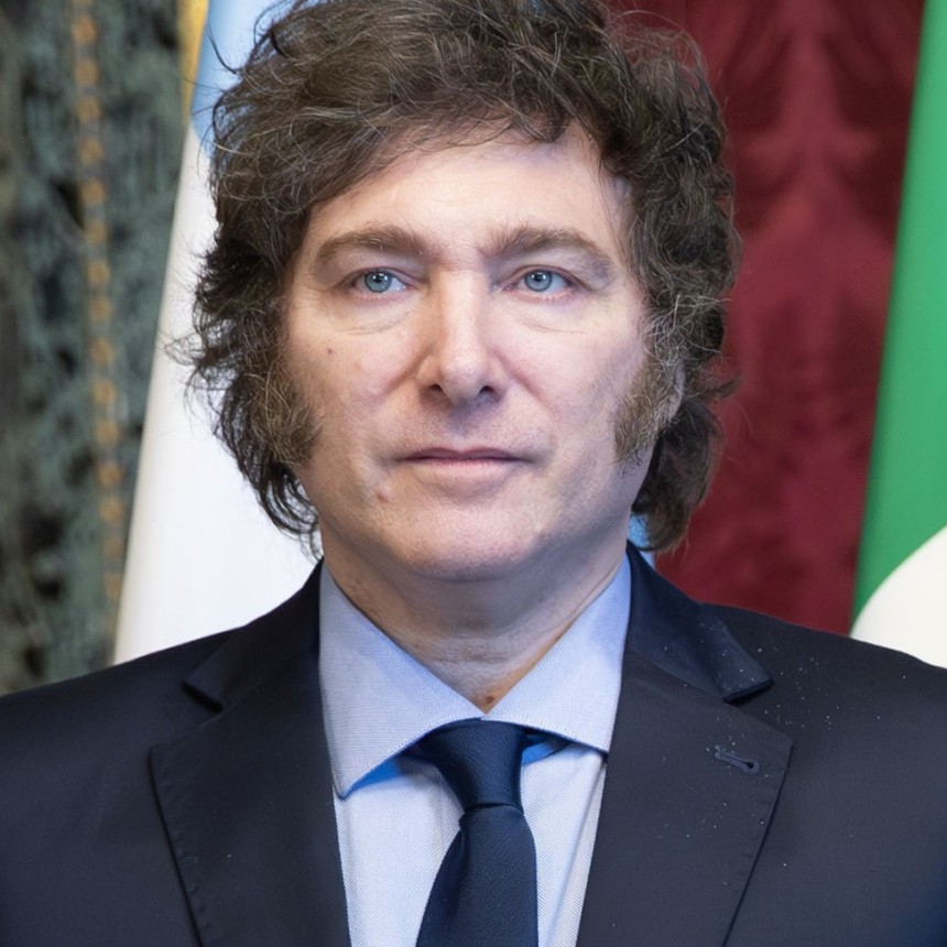 Mientras potencia diferencias con CFK e intenta ordenar a los suyos, Milei prepara la presentación del Presupuesto 2025