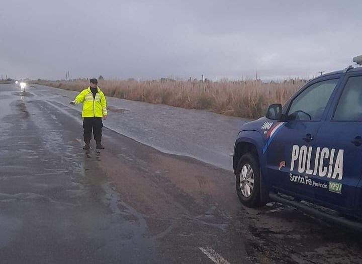 Panorama de rutas cortadas por el temporal del fin de semana