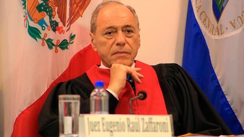 El Dr. Eugenio Zaffaroni disertará en Santiago sobre “El Derecho Penal frente al autoritarismo”