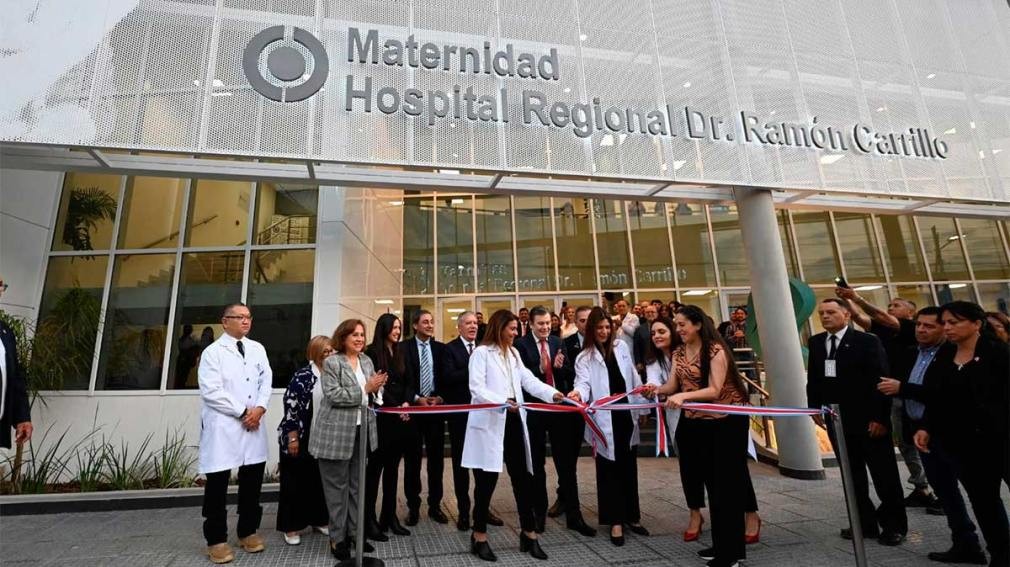 El gobernador Zamora inauguró la ampliación del servicio de maternidad en el Hospital Regional