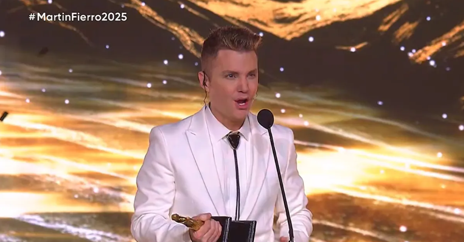 VIDEO. ¡Santiago del Moro se quedó con el Martín Fierro de Oro 2025! 