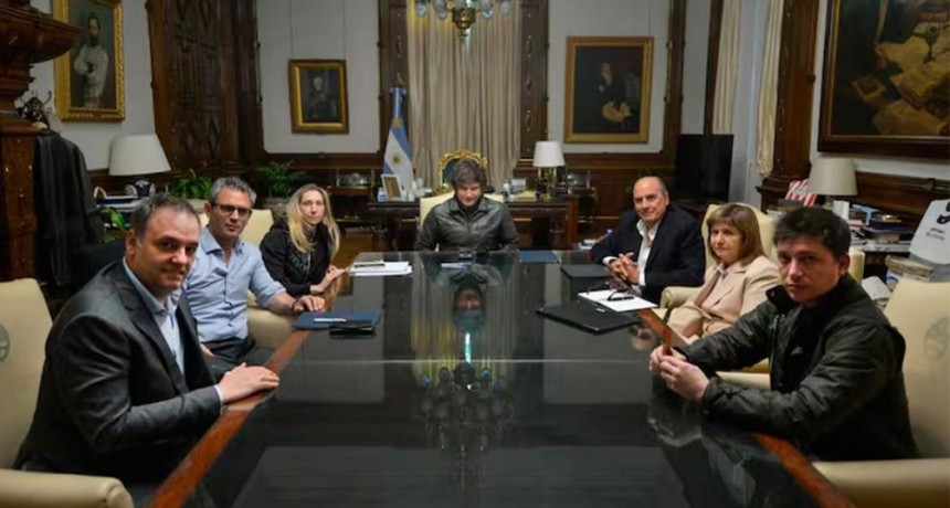 Tras vetar la ley universitaria, el Gobierno endurece su postura y va por el Garrahan y los ATN