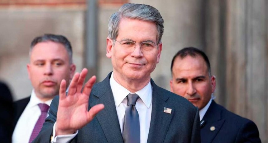 El secretario del Tesoro dijo que la asistencia de EEUU para la Argentina será “grande y contundente”