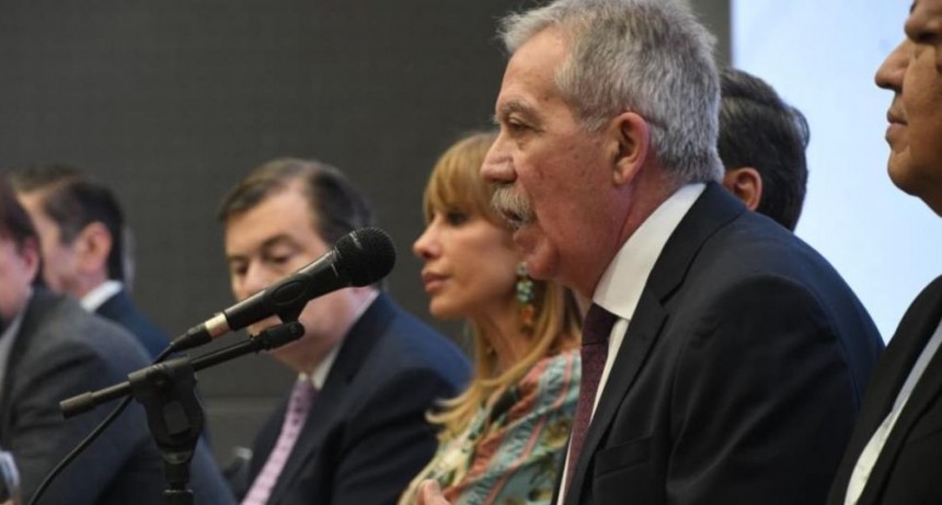 Elías Suárez en la Feria del Libro: “La cultura es un refugio donde podemos apelar cuando las injusticias nos parecen relevantes”