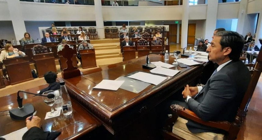 Aprueban consenso fiscal firmado por el presidente Fernández y el gobernador Zamora