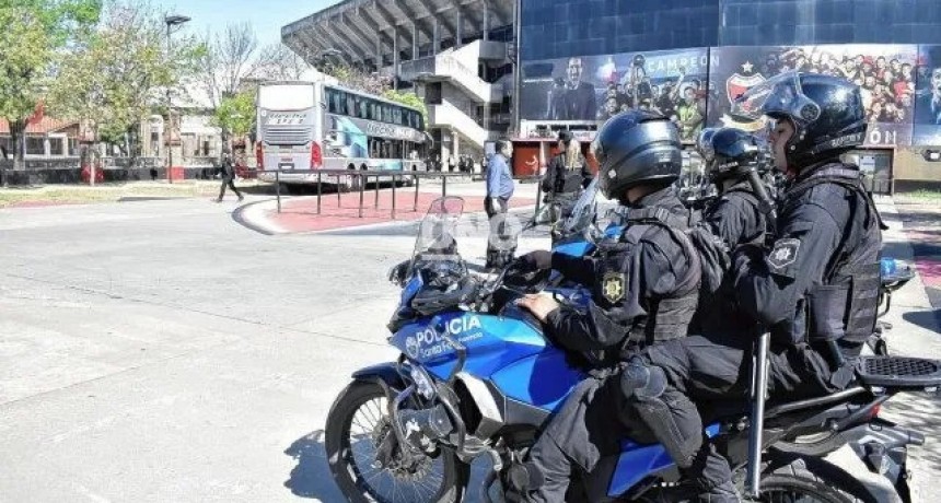 Aumentan 70% el valor de las horas adicionales de la policía