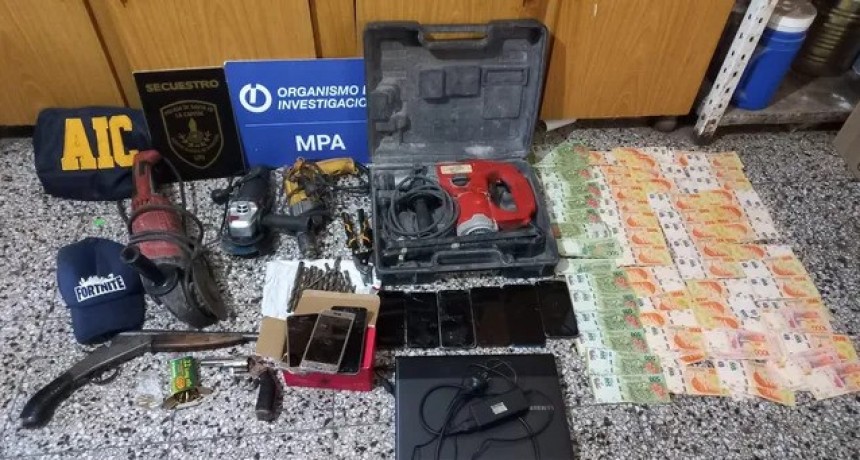 Detuvieron a tres delincuentes relacionados con el robo al Pago Fácil de 9 de Julio y Mendoza