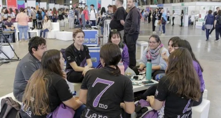 Abrió la Expocarreras en la Estación Belgrano: qué estudiar en Santa Fe