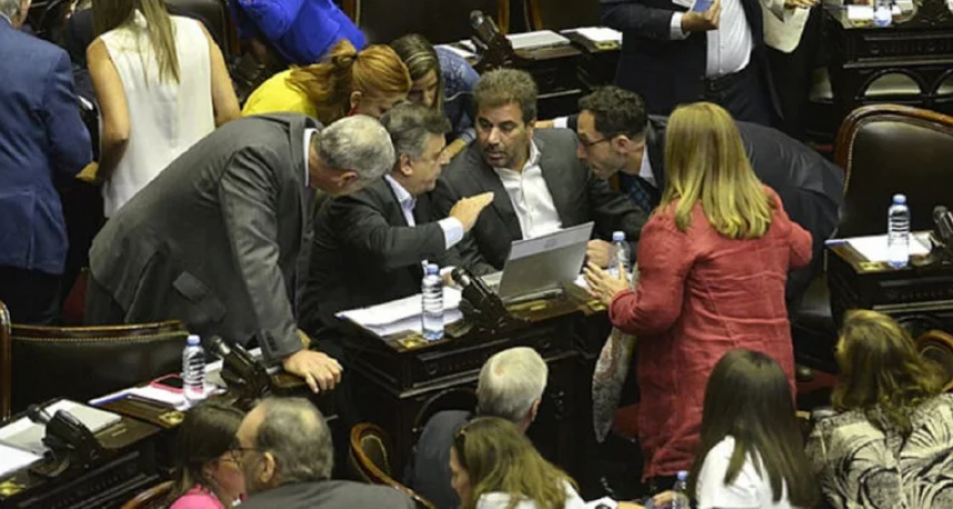 Oficialismo y oposición ultiman los detalles del dictamen del Presupuesto 2023: cómo avanzan las negociaciones