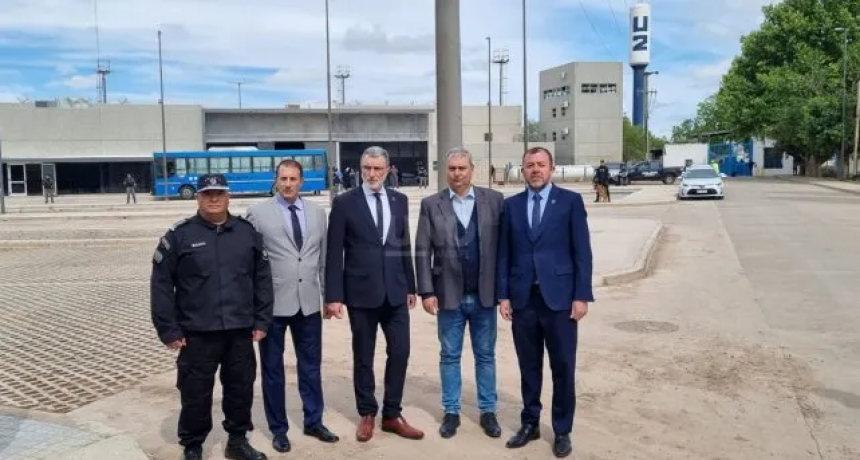 El ministro Rimoldi confirm&oacute; la llegada de nuevos patrulleros para la Polic&iacute;a: "Esta semana se entregan"