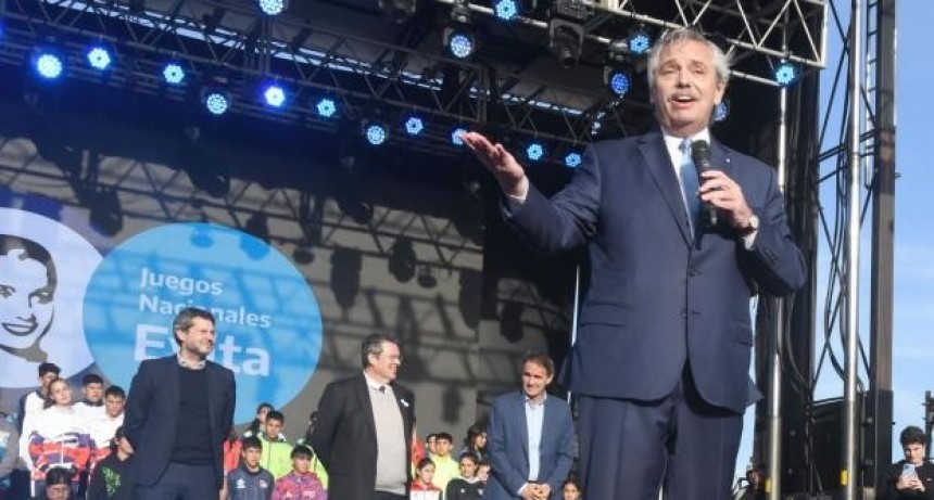 Alberto Fernández inauguró los Juegos Evita 2022, donde participarán más de 25 mil chicos 