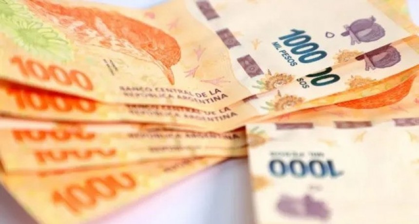 El Gobierno analiza un bono de fin de año para trabajadores en relación de dependencia