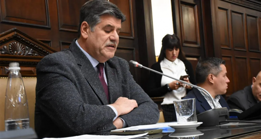 En una sesión exprés de 12 minutos, senadores ratificaron paritarias y aprobaron otros 12 proyectos