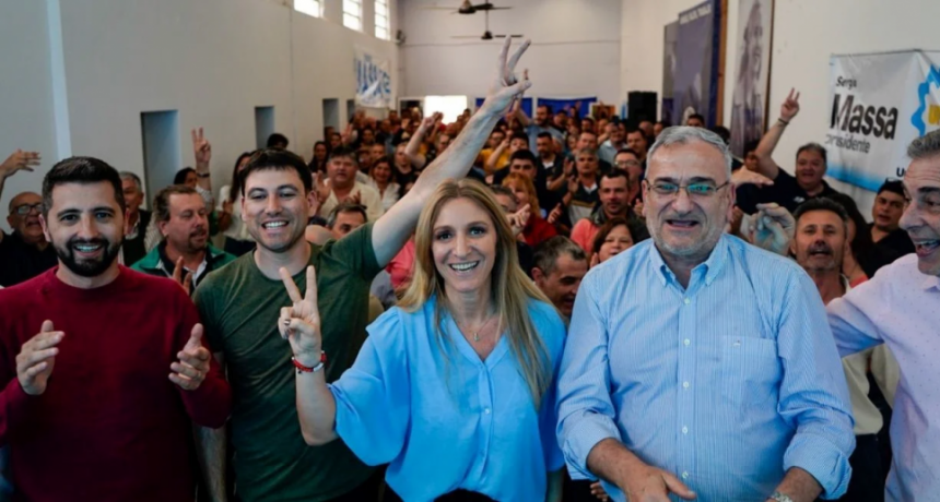 Gran convocatoria del peronismo en Castellanos: Carignano y Calvo encabezaron dos actos en apoyo a Massa