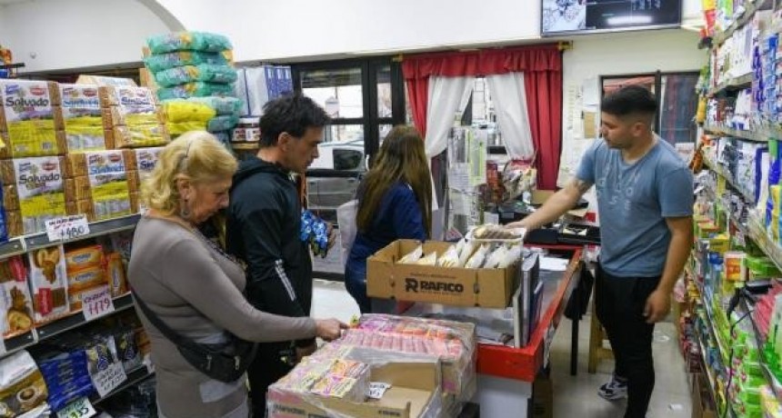 Las ventas minoristas cayeron por noveno mes consecutivo: acumulan un descenso del 5,1% anual