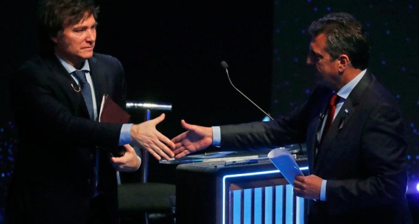 Sergio Massa responsabilizó a Javier Milei por la corrida del dólar: 