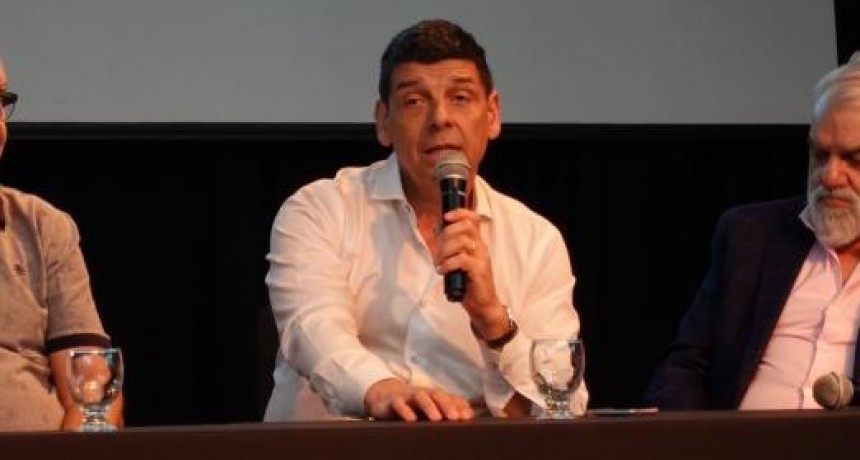 Advierten que el sistema de salud que propone Milei fracasó en otras partes del mundo