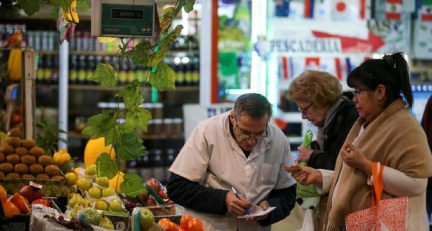 El costo de la canasta alimentaria subió 13,2% en septiembre, según el Indec