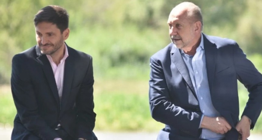 Perotti firmó un decreto para cesar en diciembre a todo el personal político de Santa Fe