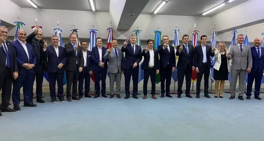 Sergio Massa se reunirá con los gobernadores peronistas para delinear la estrategia de cara al balotaje