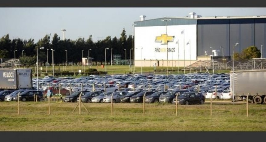 General Motors reactiva su producci&oacute;n el lunes, pero aclara que siguen faltando insumos