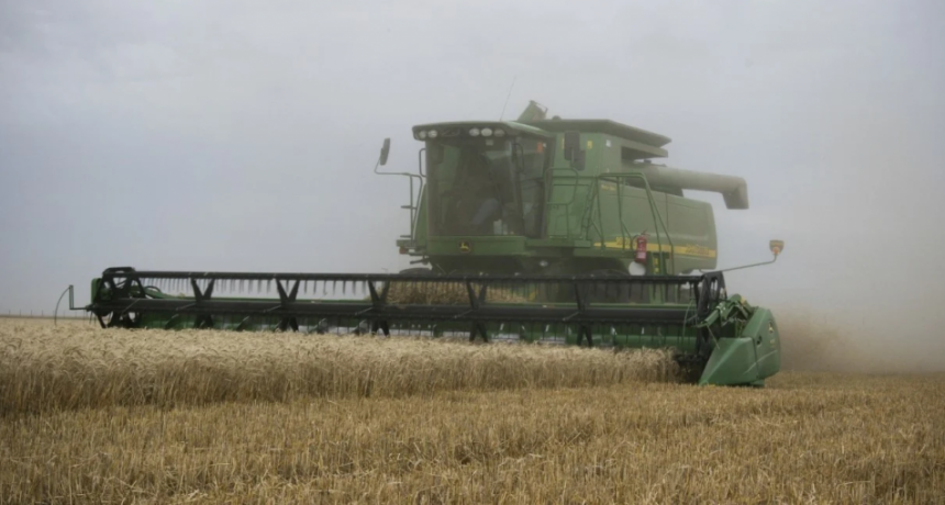 Ventas de maquinaria agrícola: la facturación alcanzó $ 1,3 billones en un semestre con más de 8.500 unidades vendidas