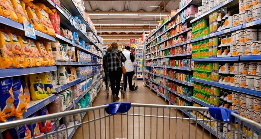 Las ventas en comercios minoristas cayeron 4,2% en septiembre y el consumo no levanta