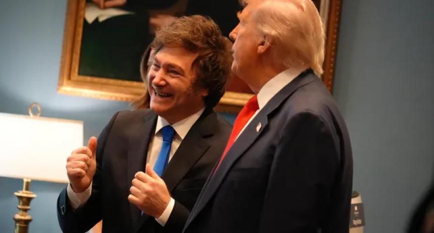 Donald Trump se sube a la campaña, pero obliga a Javier Milei a ganar: cómo podría LLA mostrar una victoria aun perdiendo