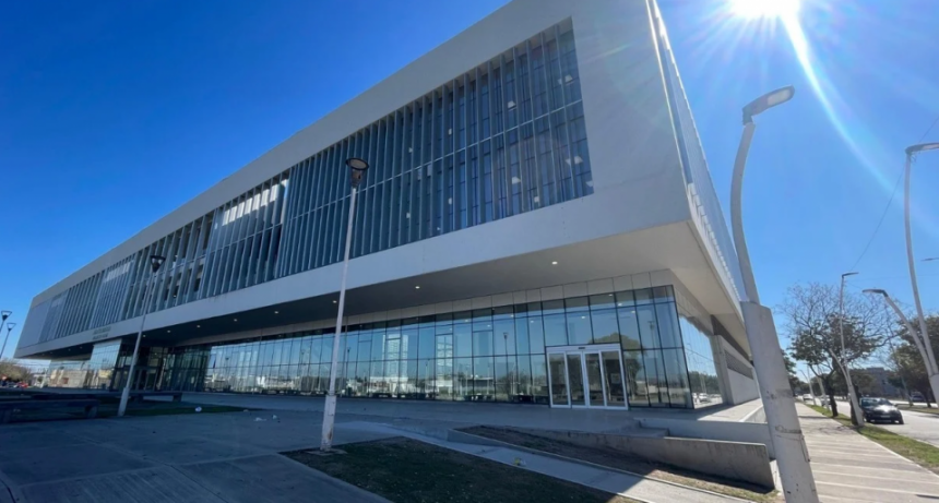 Pullaro y Scaglia en Rafaela: &ldquo;Antes de fin de a&ntilde;o vamos a inaugurar el hospital m&aacute;s moderno de Sudam&eacute;rica&rdquo;