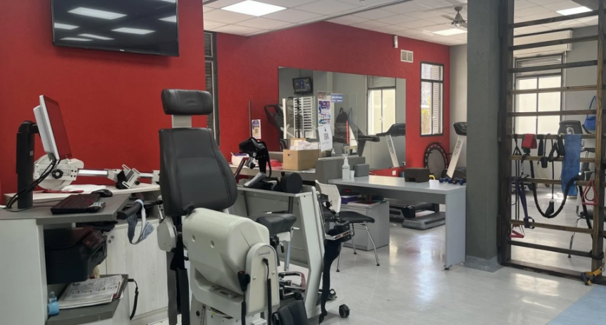 Jerárquicos Educa lanzó la carrera de Kinesiología con prácticas en el Centro Maradona