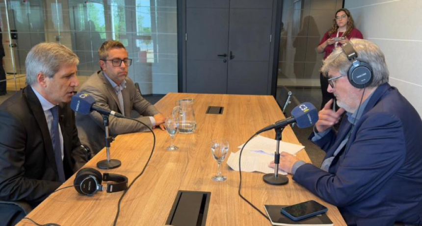 "Toto" Caputo llama a negociar