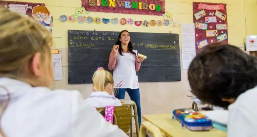 Las escuelas de la ciudad de Santa Fe se incorporan a la extensi&oacute;n horaria