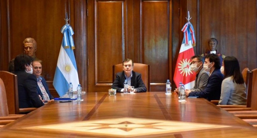 El gobernador recibió la visita de empresarios de Toyota Argentina y Brasil