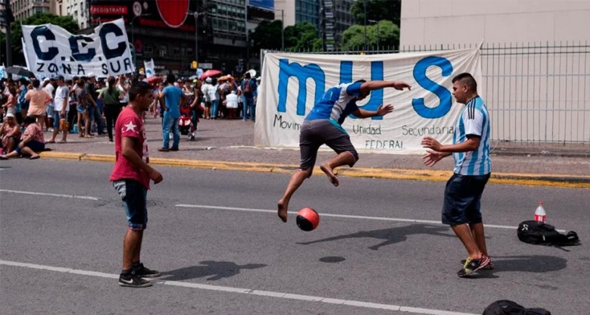 Casi 2.800 muertos cobran el plan Potenciar Trabajo y otros beneficiarios tienen más de dos propiedades