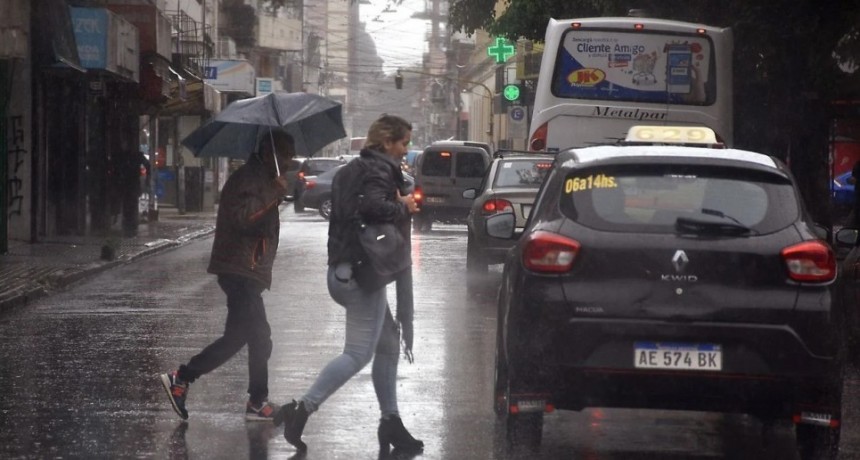 Se prevé un trimestre lluvioso en Santa Fe y la región 