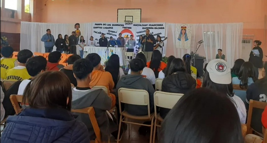 Finalizó el Encuentro Diocesano de Jóvenes en Tintina 