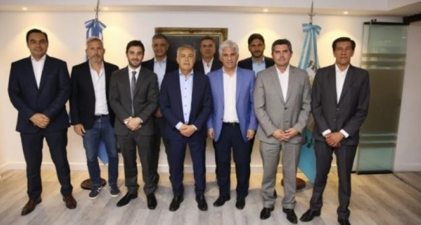 Gobernadores de Juntos por el Cambio manifestaron a Milei su compromiso con la gobernabilidad