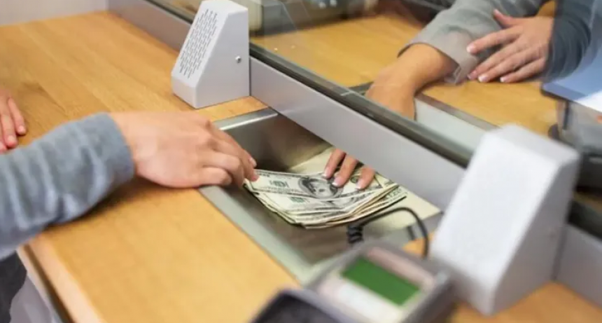 Los bancos de Argentina no atenderán este jueves por el Día del Empleado Bancario