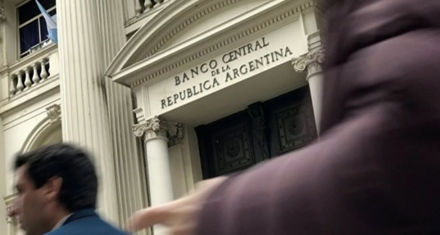 El Banco Central lanza una consulta pública para modificar el cálculo del dólar mayorista