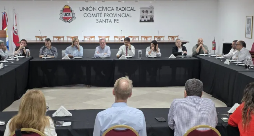 Unidos para Cambiar Santa Fe realizó un plenario poselectoral