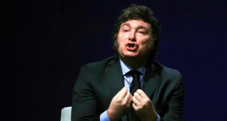 Monotributo: Milei neg&oacute; cambios y acus&oacute; a periodistas de "mentir y operar"