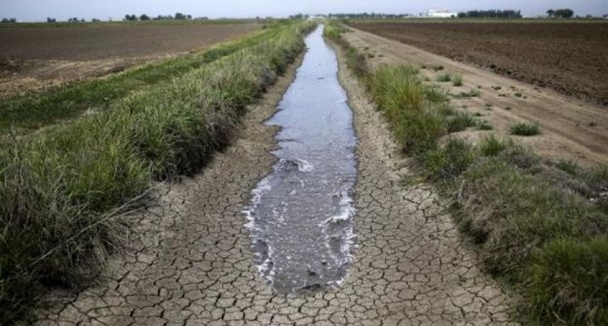 El ministro de la Producción consideró que la sequía 