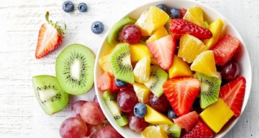 Ensalada de frutas con precio por las nubes: los aumentos que se vienen a fin de año