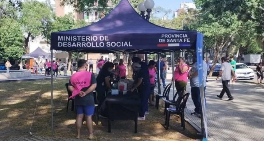 Vacunatorios móviles: los ubicarán en arterias comerciales de la ciudad