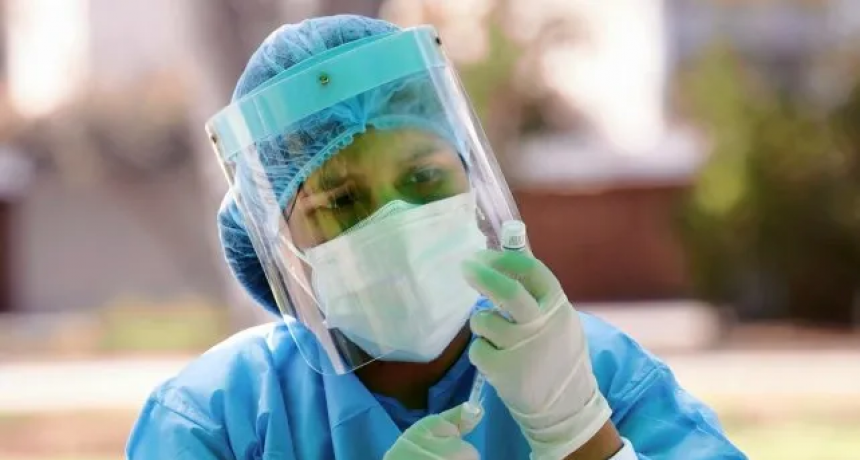 Aumentaron los casos en Santa Fe y recomiendan vacunarse y usar barbijo en ámbitos cerrados