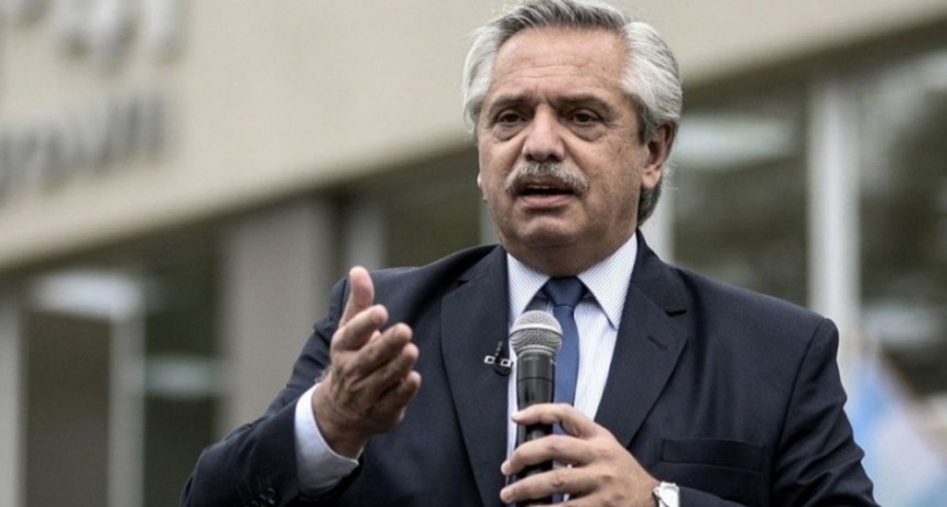 El presidente arribará hoy a Santiago para firma de convenios e inaugurar obra