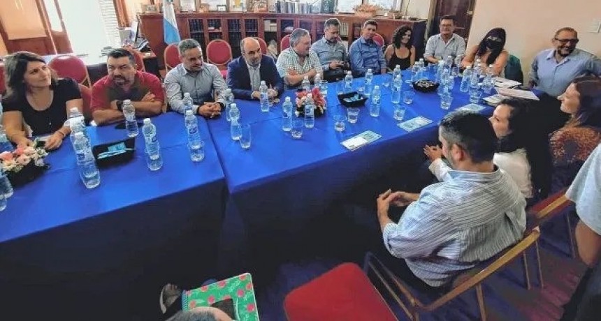 Cronograma electoral: críticas y exigencias de la oposición tras la reunión con provincia