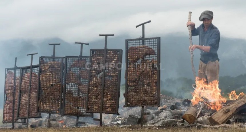  Carne argentina: combustible oficial de El Cruce, la carrera de montaña a través de los Andes