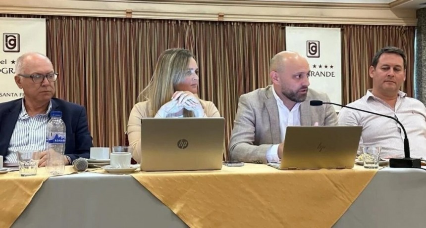 Puccini: "El cambio que viene en Santa Fe es con apoyo y acompa&ntilde;amiento al sector productivo"